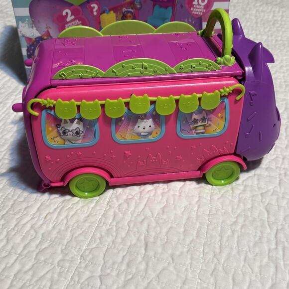 Gabby's Dollhouse Sprinkle Party Bus *****BUS ONLY****** - Picture 2 of 8
